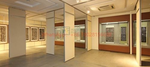 नवीनतम कंपनी समाधान के बारे में पहले और बाद में: एक चल दीवार के साथ एक कमरे को बदलना