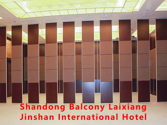 अच्छी कीमत 304 Stainless Steel Movable Partition Wall with Customizable Dimensions and Fire Resistant Temporary Wall Divider ऑनलाइन