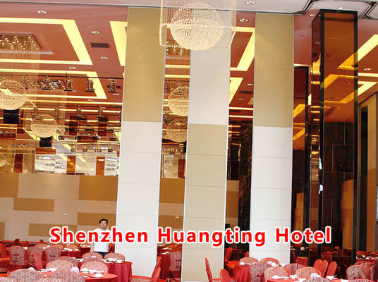 अच्छी कीमत Aluminum Movable Partition Wall with 105CM Thickness STC Rating 42-56dB and Up to 18M Height ऑनलाइन