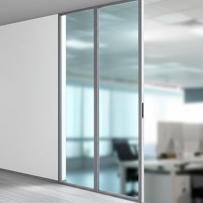 अच्छी कीमत Demountable Glass Partition Wall with Sound Insulation 30-42dB and Aluminum Alloy Frame for Custom Office Design ऑनलाइन